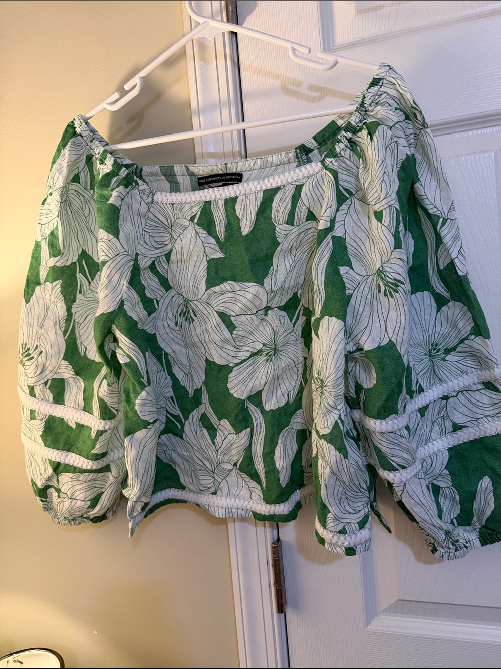 Tahari Green and White Floral Off-Shoulder Blouse